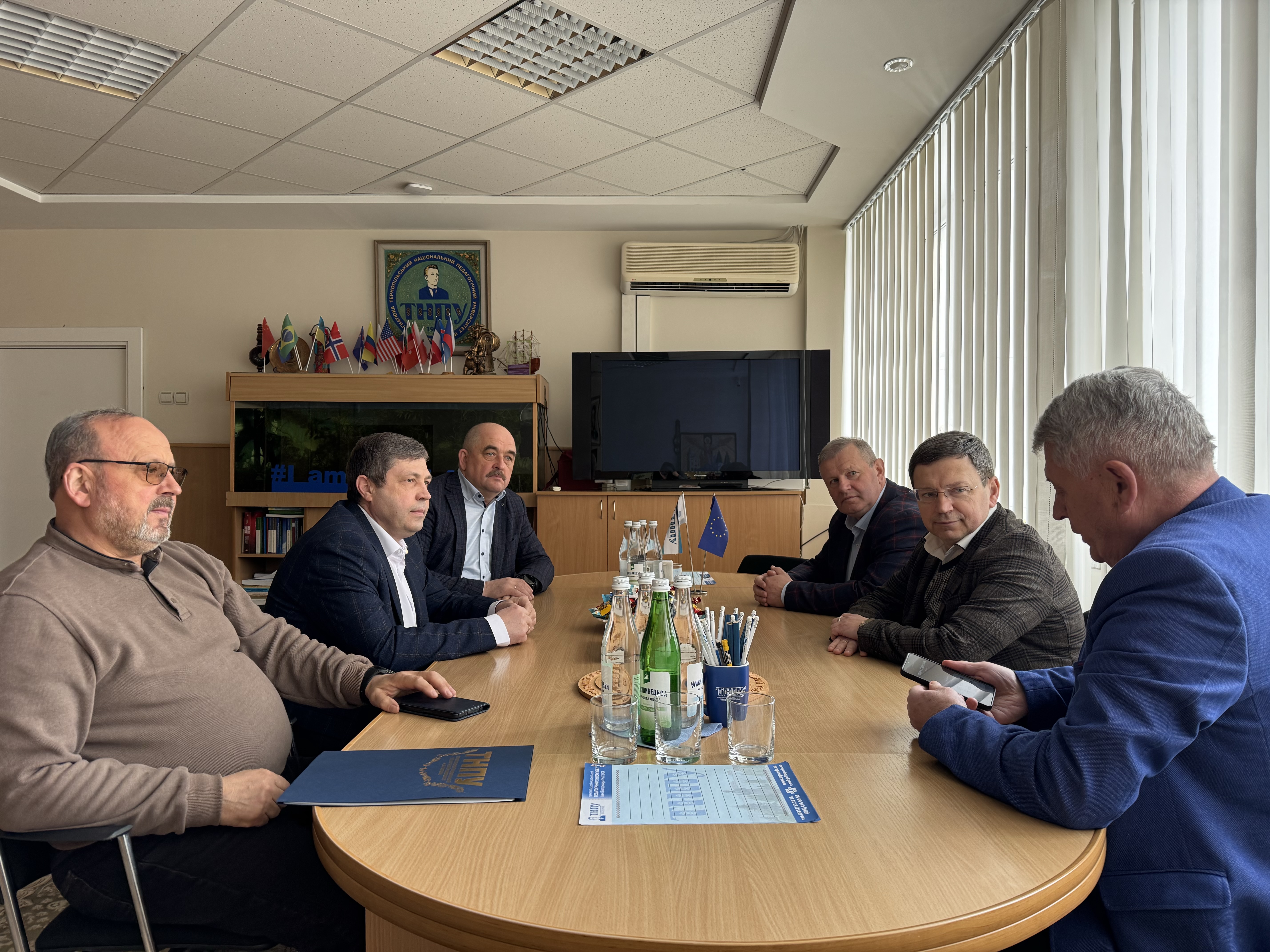 Zustrich z uchasnykamy pidpysannia